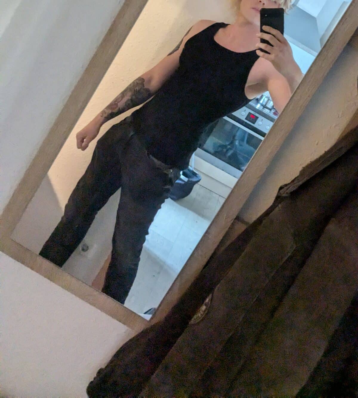 1000169719