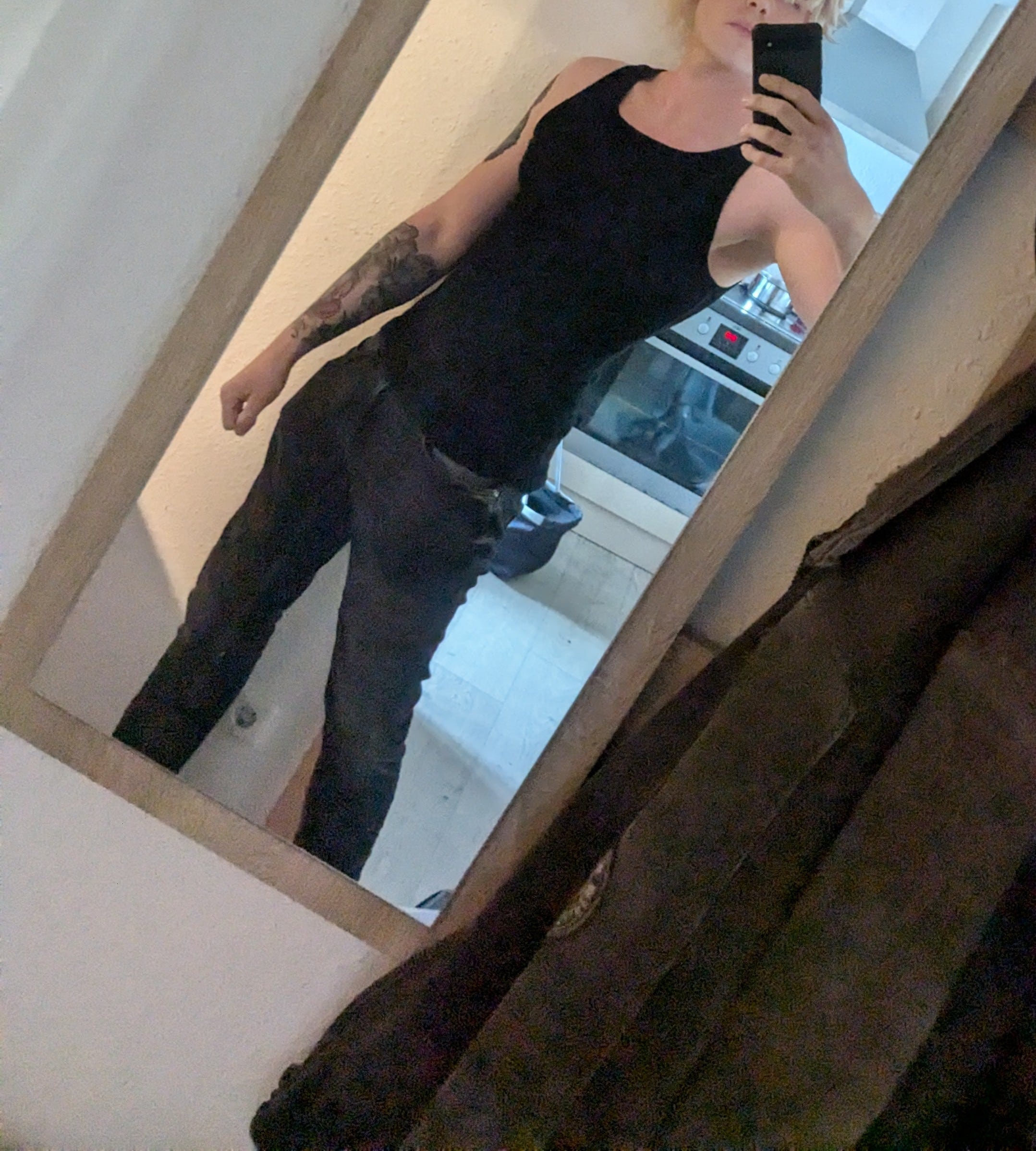 1000169719